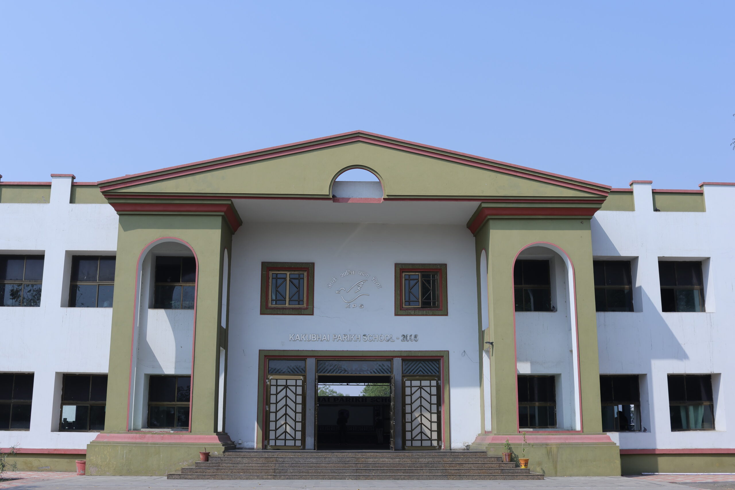 Infrastructure: - Kakubhai Parikh School